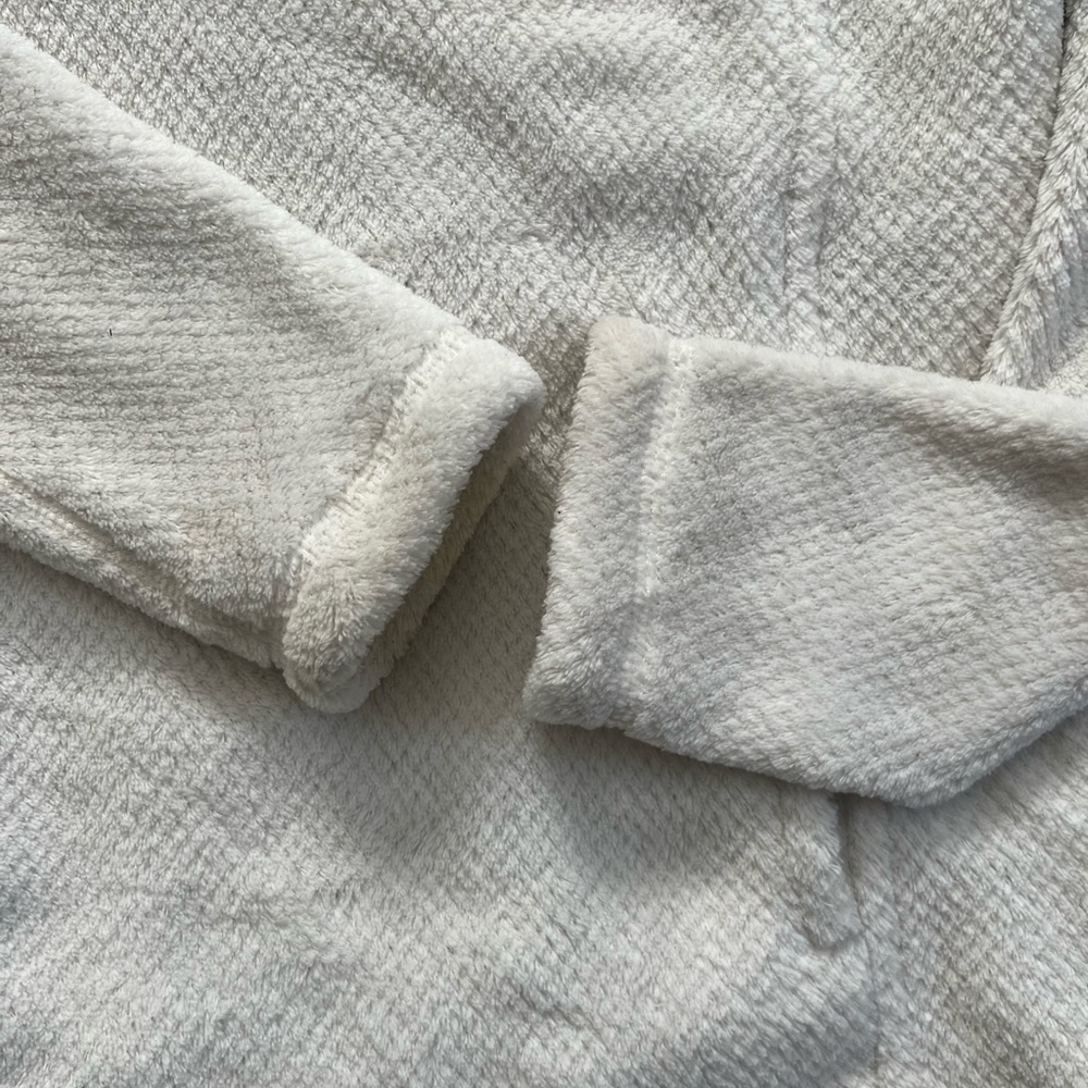 Patagonia Off-White Fleece Jacket - Picture 4 of 4